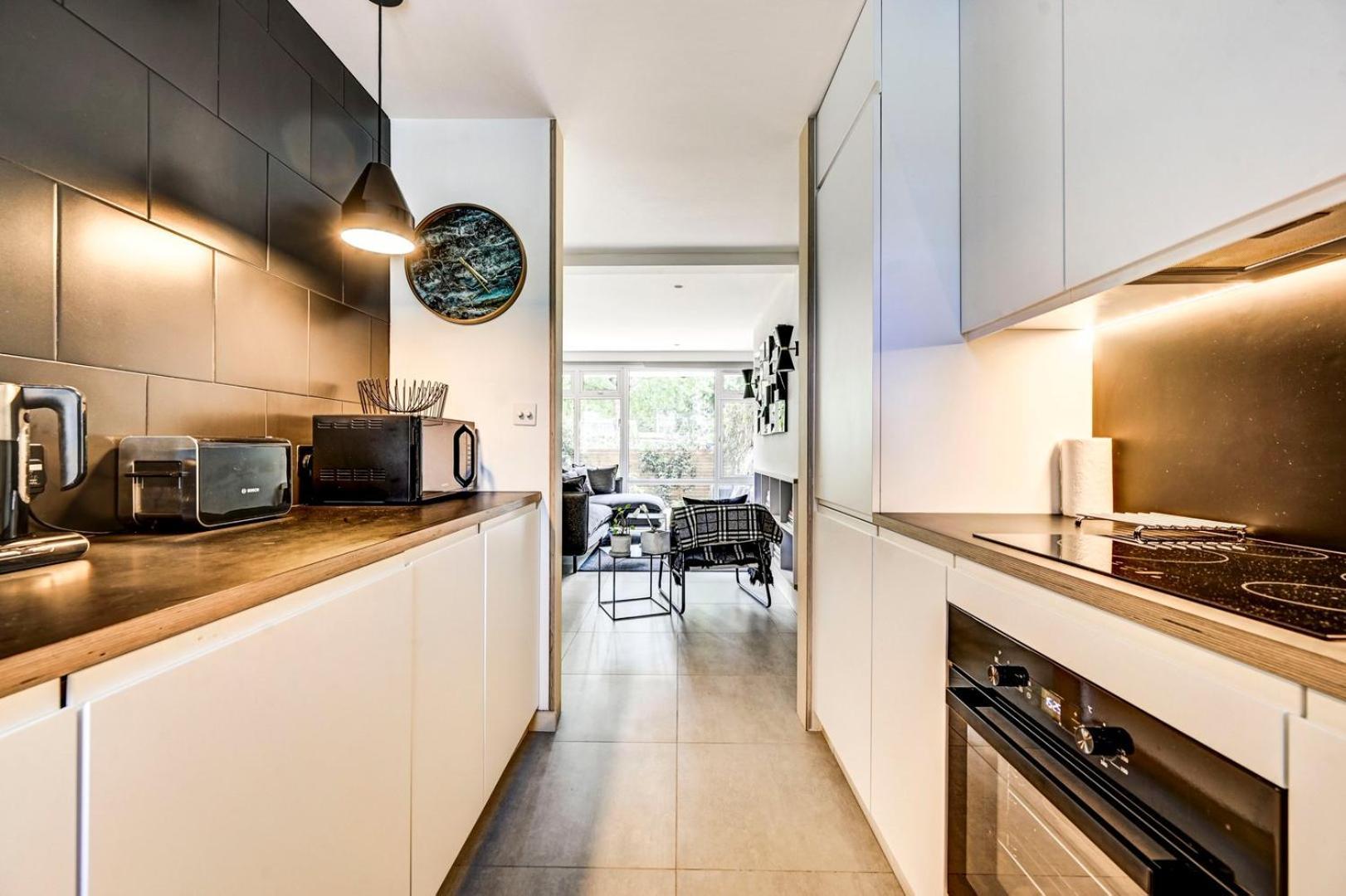 Guestready - Bold Modernity Near Kennington Park Apartment London Ngoại thất bức ảnh