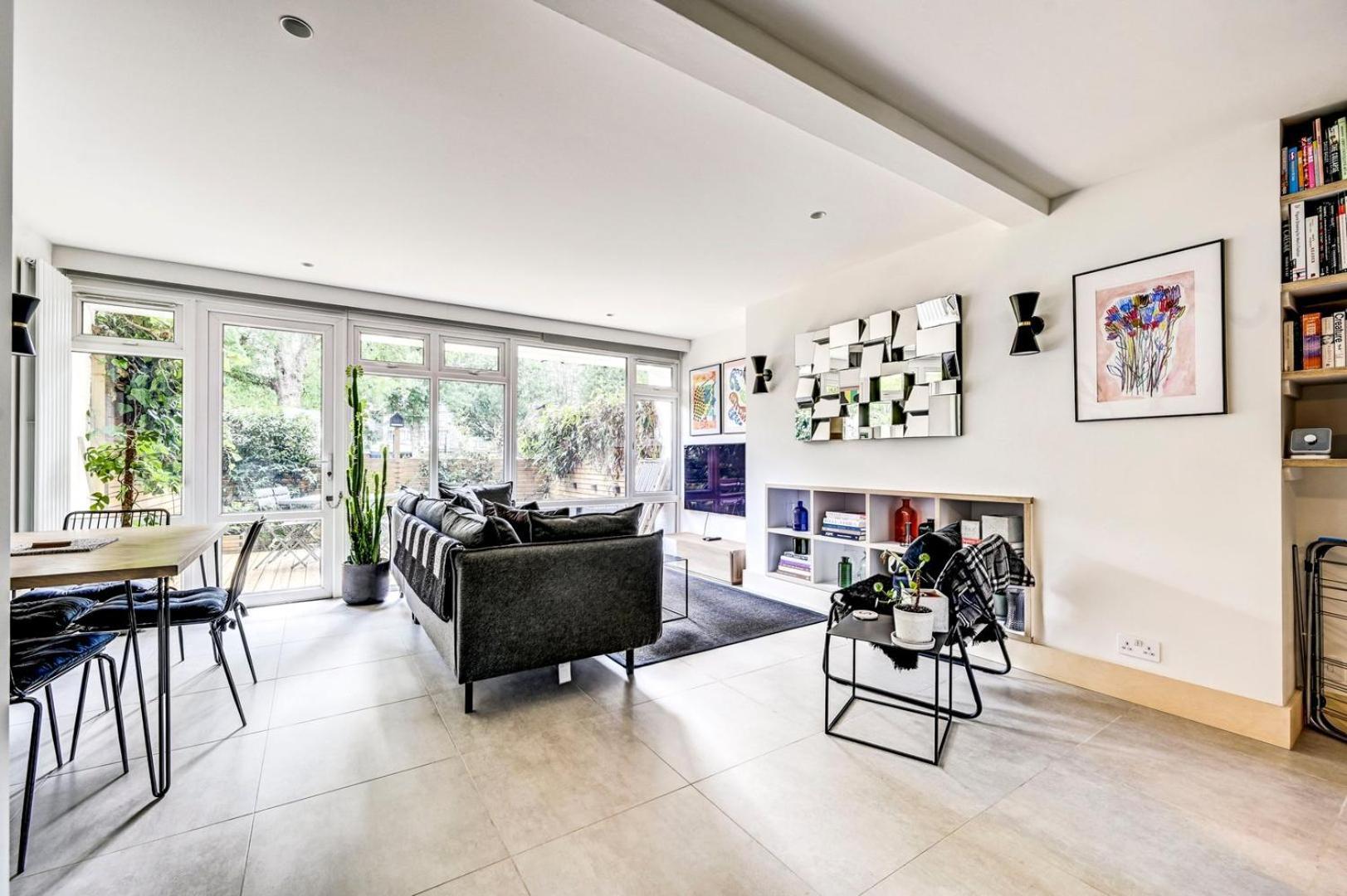Guestready - Bold Modernity Near Kennington Park Apartment London Ngoại thất bức ảnh